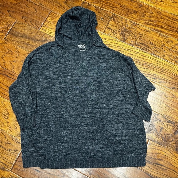 Torrid Relaxed Super Soft Plush Tunic Hoodie - Picture 1 of 5